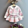 Barn Vinterdräkter England Style tröja Girl Plaid klädtröja kjolar 2st baby Autumn Clothes Sets9135774
