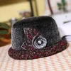 Skąpy brzegi kapelusze kobiety codziennie noszenie głowicy akcesoria fedora fedora prezent miękki w średnim wieku jesień zima vintage okrągła sztuczna wełna regulacja