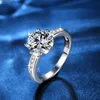Vigselringar Damer Zircon Ring Crown Inlaid Fashion Exquisite Metal Färgglada Charm Party Engagement Smycken Gift1