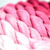 Kledinggaren 1 stks/400m zijden borduurwerk//hand -borduurer kruissteek/roos hermosa/roze/8 pure kleuren1