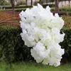 Flores de seda artificial Cifrado de simulación Flores de cerezo Ramas Cadena para bricolaje Boda Fiesta en casa Adorno Decoración de techo 100 piezas