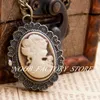 New Quartz Vintage New Queen's Head Carved Rose Pocket Watch Necklace Jewelry Wholesale Sweater Chain Fashion Pocket Watch Copper Color Stee