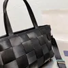 Luxury Fashion Lady Designers Wallets product woven shopping bag Zipper Handbags Shoulder Bags Underarm Handbag Tote Crochet