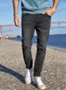 Kuegou Cotton Spring осенняя джинсы с черной умыванием старых винтажных джинсов Slim Fashion Высококачественные джинсы Мужчины. Размер KK 2975 LJ200911