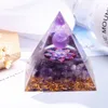 6 * 6 cm Orgonite Piramide Decorazione Generatore di energia Peridoto Guarigione Sfera di cristallo Reiki Chakra Protezione Meditazione Figurine Novely Regalo
