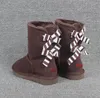 Bottes de neige courtes à la mode 3280 pour femmes, 2 rayures zébrées, nœud, garde au chaud, bottes en peluche en peau de mouton avec carte de sac à poussière, beau cadeau, qualité supérieure