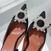 Tofflor Fashion Heeled tofflor Amina Satin Sandal Designer Womens Shoe Crystal Decorative Sunflower Diamond Buckle Sandaler Top Quality äkta