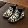 Moda çocuklar kız bebek martin bot ayakkabılar leopar baskılı kış sonbahar sıcak kısa ayak bileği botları gündelik ayakkabılar bootties249s