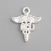 En gros en ligne mode alliage caducée médical ICU breloques bijoux bricolage infirmière médecin pendentifs 19*23mm 50 pcs AAC825