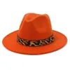 2021 Мужчины женщины плоские Brim шерсть войлочные джаз Федора шляпы с леопардовым поясом тенденция зеленая карнавальная вечеринка формальная шапка Panama Gambler Cap