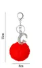 Moda Rhinestone 26 Litery Królik Futro Ball Keychain Pompon Klucz Łańcuch Samochód Keyring Kobiety Klucz Uchwyt Torba Wisiorek Urok Akcesoria DB357