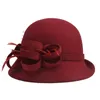 Stingy Brim Chapéus Lady Chic Flor Assimétrica Cloche Cap Mulheres 100 Lã Feltro Fedora2657107