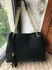 Sac à Bandoulière Femme Cuir 2020 Célèbre Glands Emboss Noir La Mode Va Avec Tout