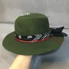 yeşil fedora şapka bayan