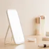 Espelho de maquiagem de LED com LED Light Vanity Mirror Light Dormitório Recarregável dobrável portátil Desktop VIPDROP Remessa T200114