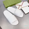 Designer- Strand Slides tofflor Kvinna Sandal Sommar Big Head Slippers Leather Hotel Bath Fashion Women Shoes