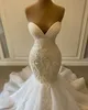 Brudklänningar Sexiga Sweetheart Mermaid Afrikanska bröllopsklänningar 2022 Lyxig Beaded Broderi Kvinnor Vit Organza Robe de Marie