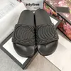 2021 Designerskor Lyxiga män Kvinnor Sandaler Slide Summer Fashion Wide Flat Slippery With Thick Sandal Slipper Flip Flops