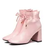 뜨거운 판매 2020 핑크 최신 발목 부츠 여성을위한 최고 품질의 특허 가죽 부츠 가을 겨울 우아한 패션 하이힐 신발