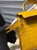 ハンドバッグクロコダイルレザー7A品質本物のハンドスウェンバッグ縫製本物の黄色スレッドqqv32l