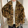 Manteau d'hiver en fausse fourrure pour hommes, veste à motif de tigre, ample et chaud, à la mode, Streetwear épais, vêtements d'extérieur surdimensionnés, C1120