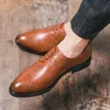 Scarpe formali da uomo Oxford solide Scarpe stringate da uomo da ufficio da cerimonia di base per uomo in pelle taglia 38 48