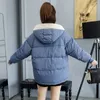 한국식 여성 콜드 코트 플러스 사이즈 짧은 후드 여성 겨울 재킷 큰 포켓 코튼 패딩 단단한 두꺼운 파카 여성 201130