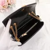 حقيبة الكتف في حقيبة اليد الفاخرة العلامة التجارية Loulou Y Designer Seam Leather Layes Metal Chain Black Clamshell Messenger Chain Facs Box بالجملة