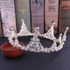 2021 Vintage Barok Bridal Tiaras Akcesoria Złoto / Srebrne Kolorowe Kryształy Księżniczka Nakrycia głowy Oszałamiająca ślub Tiaras i korony12147