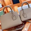 TOP 2022 ladies tote brand bags design totes classic pattern one-shoulder messenger handbag unisex outdoor shopping travel essential high-quality lar