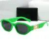 نظارة شمسية لرجل امرأة للجنسين مصمم Goggle Goggle Beach Sun Glasses Retro Small Frame Design UV400 جودة أعلى مع صندوق