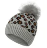 söta ins mode 9 färger kvinnor leopard stickade hattar pom poms päls boll mössor vuxna vinter varma kepsar utomhus skullies mössor