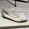 Vendita calda-Scarpe da sposa femminile stagione primaverile scarpe sexy in maglia bianca pieghettata scarpe a punta in pizzo argento stiletto bocca bassa tacchi alti femminili