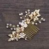 2021 Brudhuvudbonad Hårtillbehör Bröllop Headpiece Comb Luxury Crystals Pearls Gold Leaf Women Headbands Crown for Party Al8381