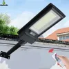 300 W 600 W Lâmpada de rua solar Luz de estrada Sensor de radar de iluminação externa com controle remoto de pólo 492led 966led