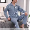 Men Pajamas مجموعات Cotton Pajamas Sleepwear Nightwear Long Sleeve مطبوعة مخطط منقوشة LJ201112