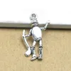 Lote 100 pcs Jogador de Hóquei Antique Silver Charms Pingentes DIY Achados de Jóias para Jóias Fazendo Brincos de Colar de Pulseira 24 * 15mm