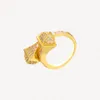 2022 New18k позолоченные медные кольца влюбленные кольца кольца размером 6,7,8 для женщин алмазные свадебные аксессуары с ювелирными мешочками оптом