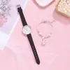 Fashion Watch + Bracelet Ladies Nya Quartz Set Girls Wild Black Belt Round och Pink Pendant