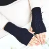 Frauen Winter Twist Crochet Gestrickte Hand Handschuhe für Frauen Kurze Arm Hülse Warme Halbe Finger Finger Handschuhe 2020 Neue handschuh