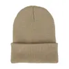 Cappelli lavorati a maglia di colore puro Cappello caldo da esterno per uomo e donna Cappello in lana con ricamo Cappello a cuffia semplice Logo personalizzato