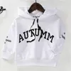 Spring Autumn Fashion Babykläder Spädbarn Autumn Letter Blue Kid Hoodies Toppar pojkar flickor Bomulls fritidssport Hooded Hoodies LJ201216