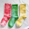 Los más nuevos calcetines con estampado Tie Dye Crew, calcetines largos de algodón estampados de estilo callejero para hombres y mujeres, calcetines altos