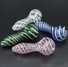 Mão fumegada tubos de vidro colorido tubos de água de tabaco