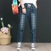 Automne Nouveaux Arts Style Femmes Taille élastique Loose Coton Denim Harem Pants Vintage Plaid Casual Jeans Plus Taille Haute Qualité LJ200808