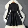 2022 Outono Inverno Preto Vestido de Malha Xadrez Glitter Manga Longa Decote em V Botões Curto Mini Moda Vestidos Casuais O2410375