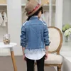 Chaqueta de mezclilla para niñas Chaquetas con remaches de primavera para niños pequeños Algodón Azul Tops Abrigos sólidos para adolescentes Ropa para niños 5 6 8 12Y LJ201126