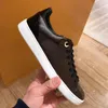 herr Fritidsskor dam designer Skor Resor 100% läder snörning sneaker dam Löpträningsskor Bokstäver kvinna sko Platttryckt Herr gym sneakers storlek 35-42-45 Med låda