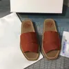 Mulheres chinelas de lona Luxury slides planos sapatos amadeirados molhas folhas de garotas chinelos tênis de lona faixas band scuffs sandálias Chaussures 35-45