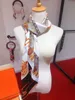 2020 Hot Dress Scarves, 90cm 100% Silk Scarves Square Silk Scarf Kvinnor, Lady's Leisure Silk Scarf Sjal